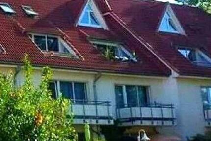Geräumige DREIRAUMWOHNUNG - trotz Innenstadtnähe ruhige Lage 3 zimmer