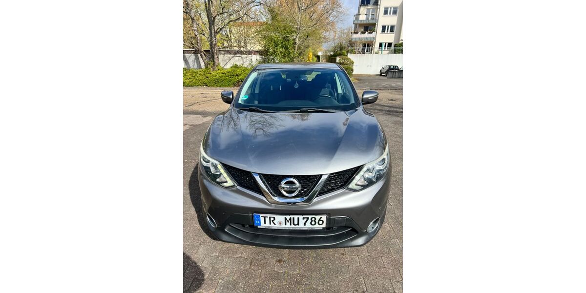 Nissan Qashqai 115.500 km 10.350 &euro; Trier 54296