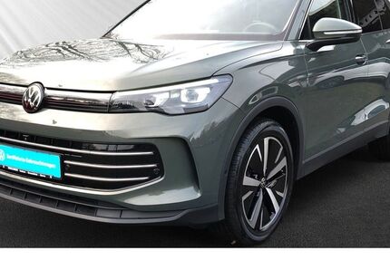 VW Tiguan 3.696 km 42.880 &euro; Itzehoe 25524