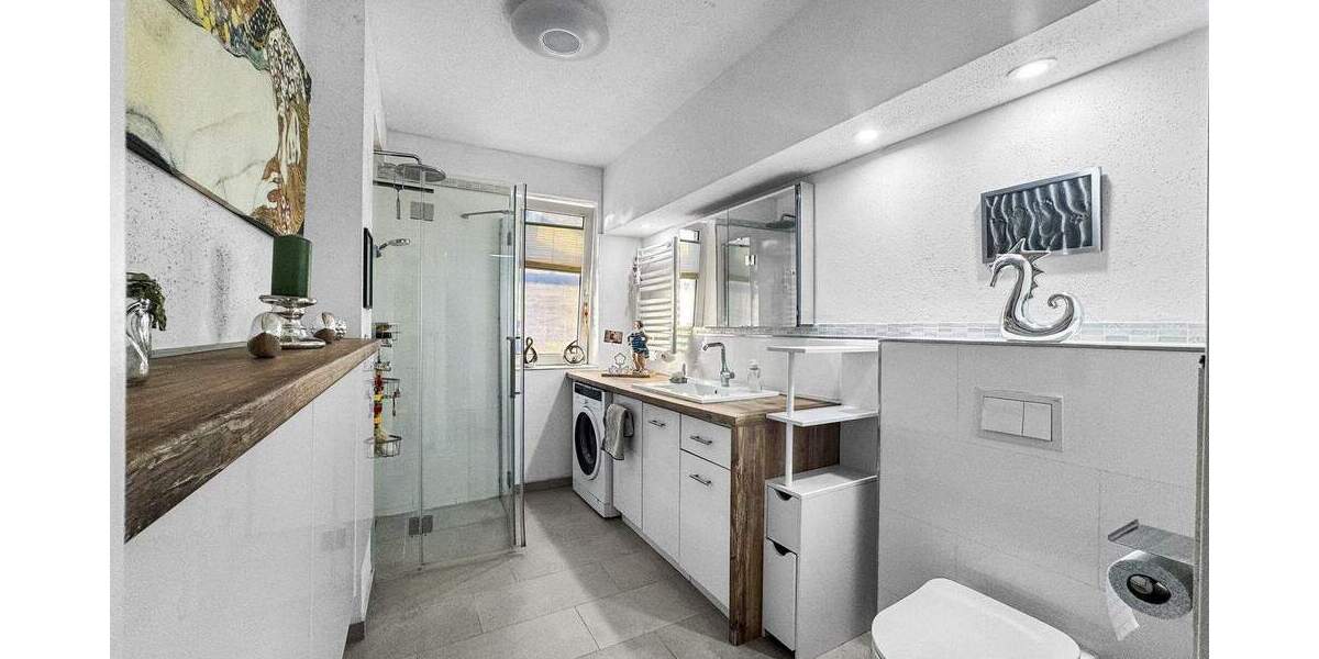 Etagenwohnung Hannover Ahlem - 5 Zimmer, 135 m&sup2;, 365.000&euro; | Angebot:25731276