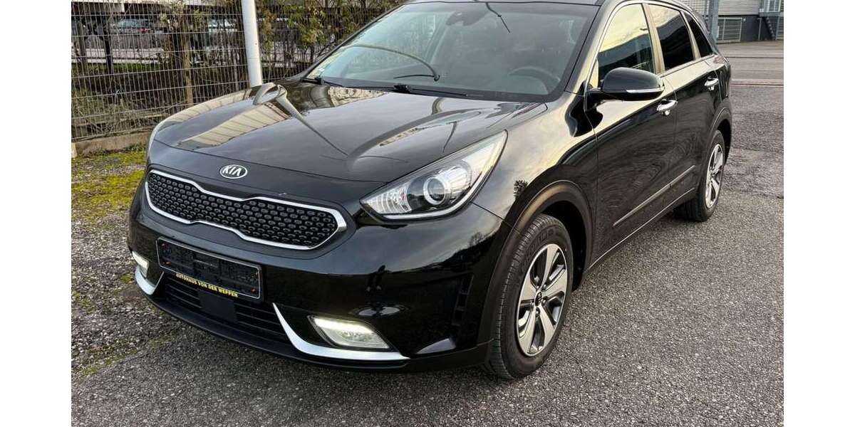 Kia Niro 62.000 km 15.900 € Fellbach-Stuttgart 70736