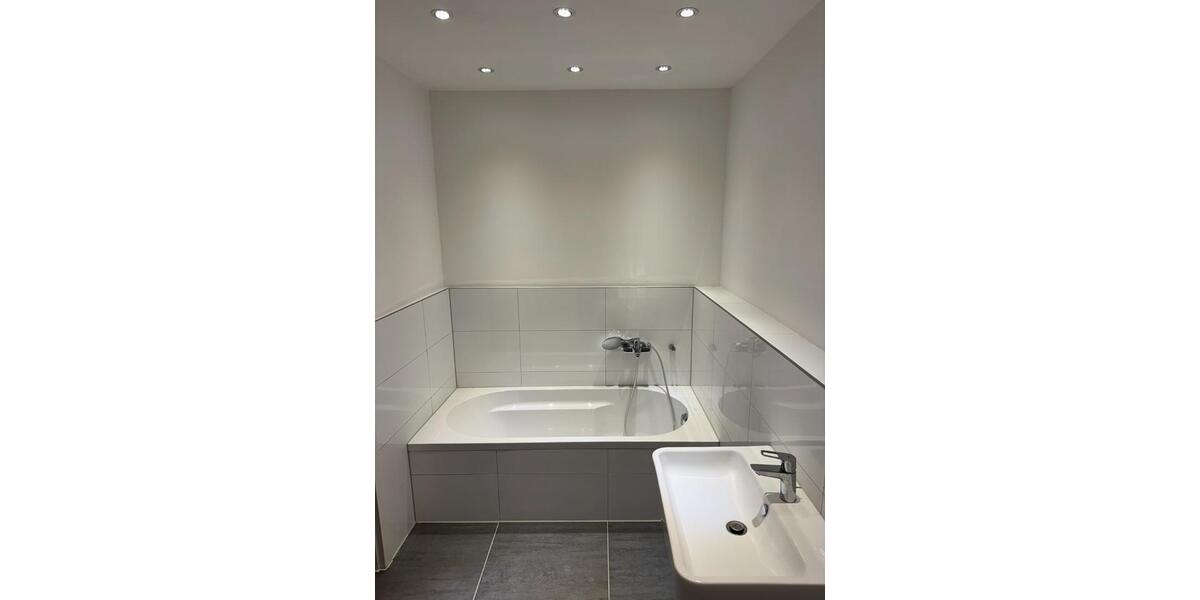 Reihenhaus Bensheim - 4 Zimmer, 120 m&sup2;, 1.800&euro; | Angebot:24710009