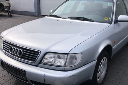 Audi A6 222.000 km 2.190 &euro; Düren 52351