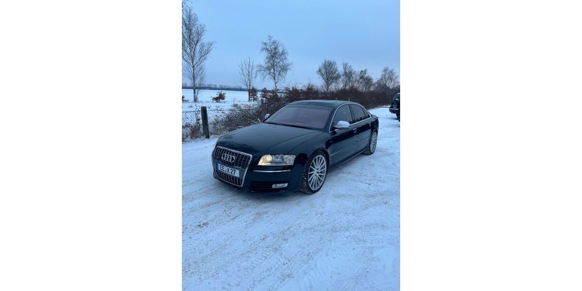 Audi S8 262.000 km 13.800 &euro; Falkenberg/elster 04895