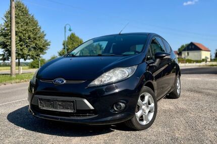 Ford Fiesta 141.570 km 3.990 &euro; Altenburg 04600
