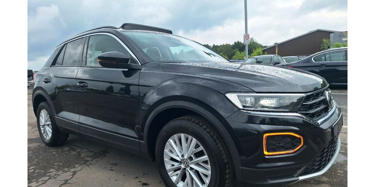 VW T-Roc 127.000 km 15.990 &euro; Blankenfelde-Mahlow 15831