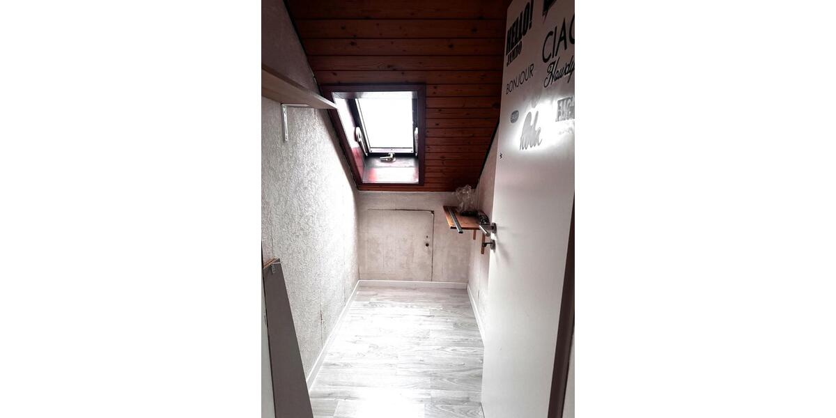 Dachgeschoßwohnung Miltenberg - 3.5 Zimmer, 78 m&sup2;, 780&euro; | Angebot:25300637