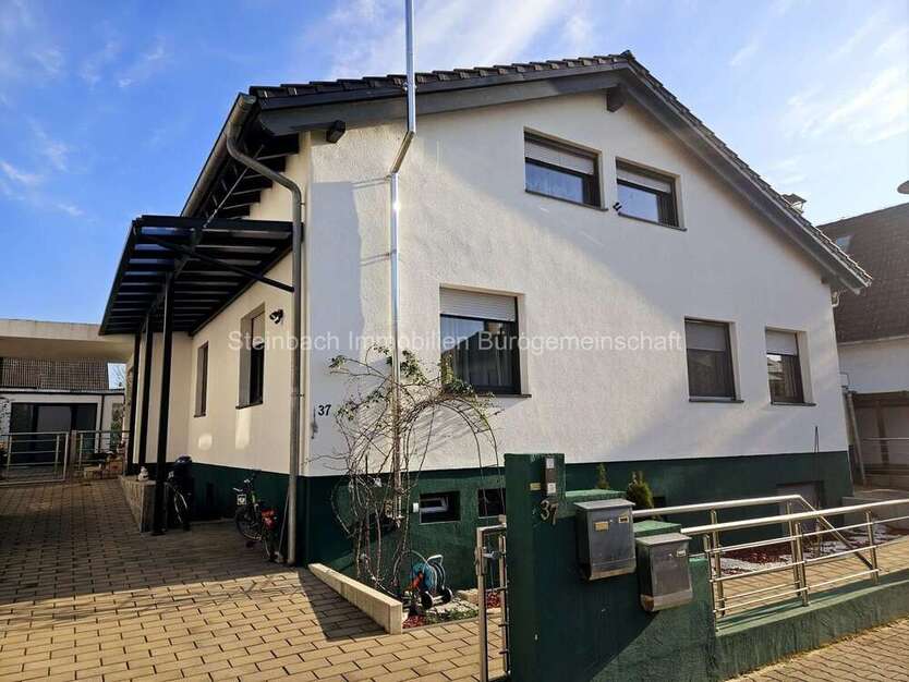 Haus zum Kaufen in Rüsselsheim 1.250.000 € 266 m²