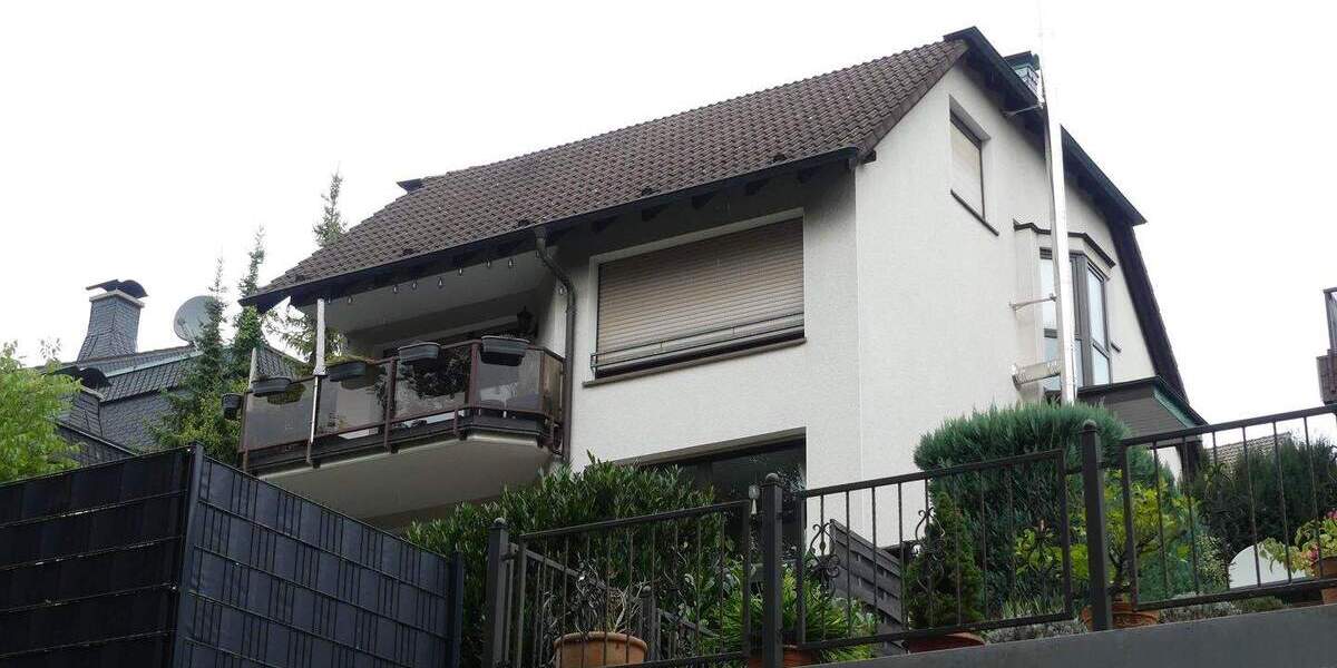 Etagenwohnung Gevelsberg - 5 Zimmer, 114 m&sup2;, 200.000&euro; | Angebot:25037870