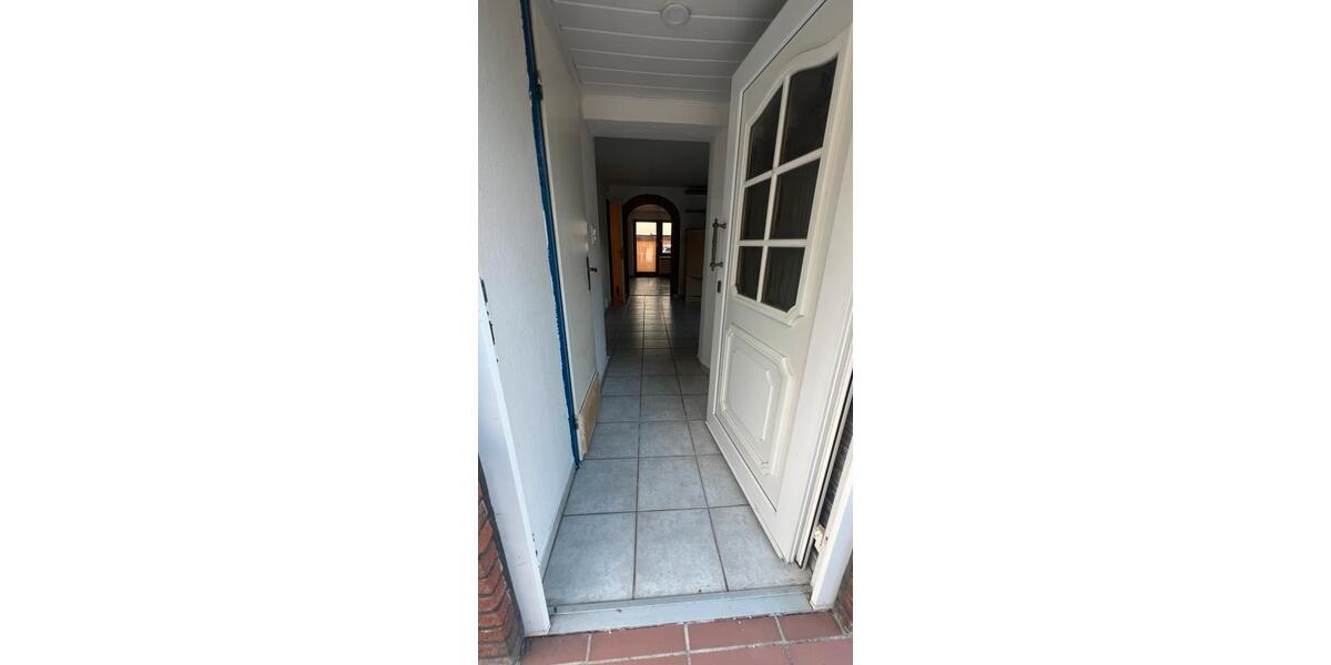Reihenhaus Lübeck Kücknitz - 3 Zimmer, 80 m&sup2;, 158.000&euro; | Angebot:27242894