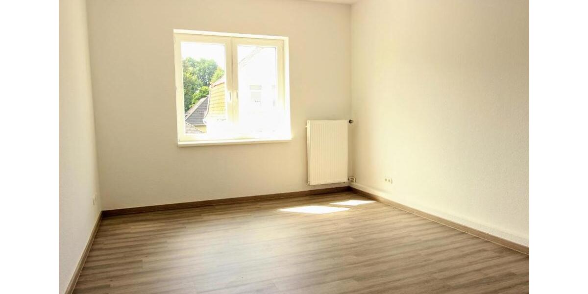 Einfamilienhaus Wilhelmshaven Altengroden - 3 Zimmer, 100 m&sup2;, 900&euro; | Angebot:26393116