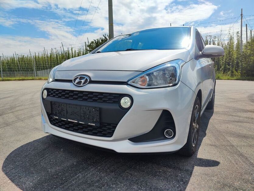 i10