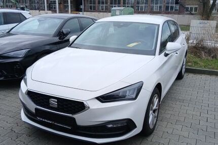 Seat Leon 30.041 km 19.444 &euro; Berlin 12105