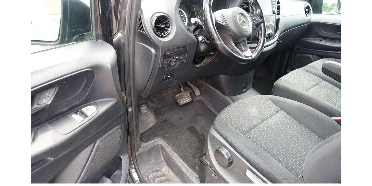 Mercedes-Benz Vito Tourer 119 CDI RWD PRO lang 9-Sitzer voll fah 242.000 km 16.950 &euro; Neumarkt/OPf 92318