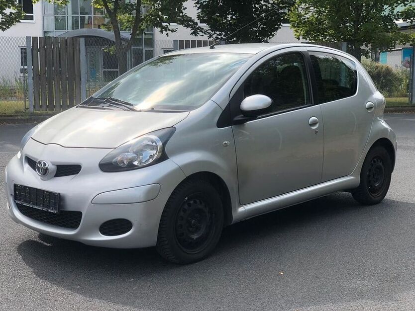 Aygo (X)