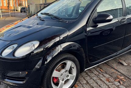 Smart ForFour 228.339 km 1.790 &euro; Berlin - Tempelhof 12107