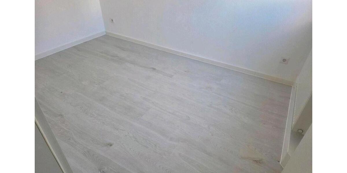 Etagenwohnung Egenhausen - 3.5 Zimmer, 105 m&sup2;, 950&euro; | Angebot:26096081