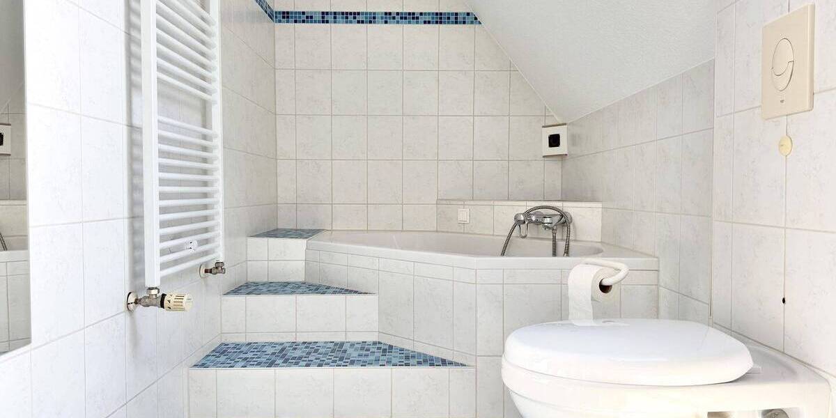 Einfamilienhaus Leegebruch - 7 Zimmer, 295 m&sup2;, 460.000&euro; | Angebot:26276672