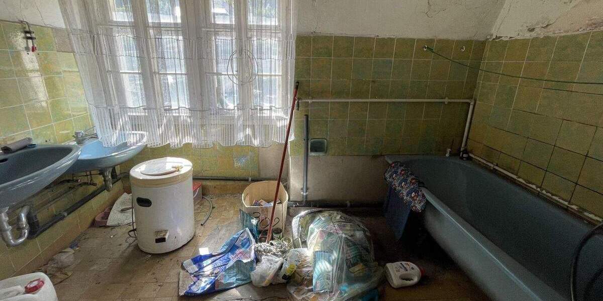 Mehrfamilienhaus, Wohnhaus Glashütte - 5 Zimmer, 126 m&sup2;, 45.000&euro; | Angebot:24056875