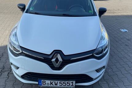 Renault Clio 44.200 km 8.700 &euro; Berlin 10825