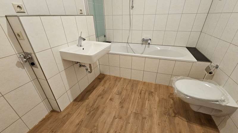 Wohnung zum Mieten in Freital 470 € 61.69 m² 3 zimmer