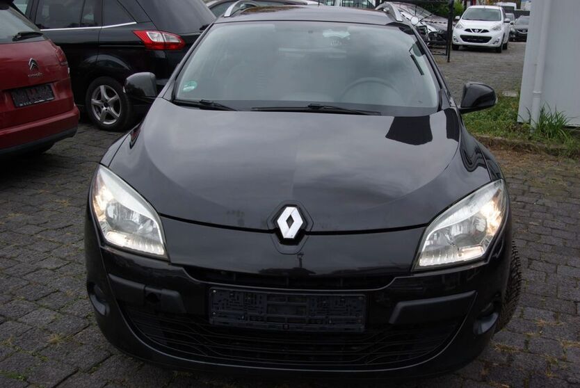 Renault Megane 62.000 km 4.660 € Bottrop 46242