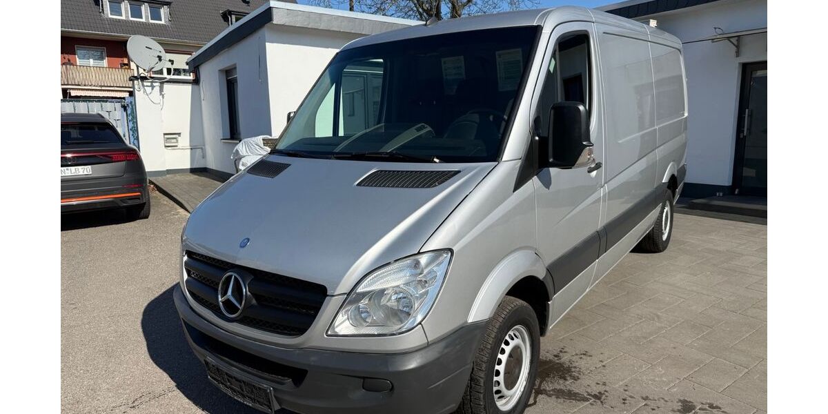 Mercedes-Benz Sprinter 268.101 km 7.980 &euro; Hürth bei Köln 50354
