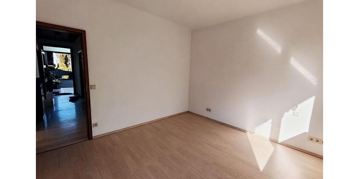 Erdgeschoßwohnung Pforzheim Dillweißenstein - 2 Zimmer, 62 m&sup2;, 850&euro; | Angebot:25376692
