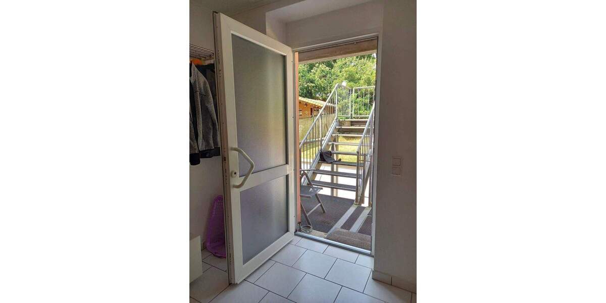 Etagenwohnung Sankt Ingbert St. Ingbert - 7 Zimmer, 200 m&sup2;, 329.000&euro; | Angebot:26787741