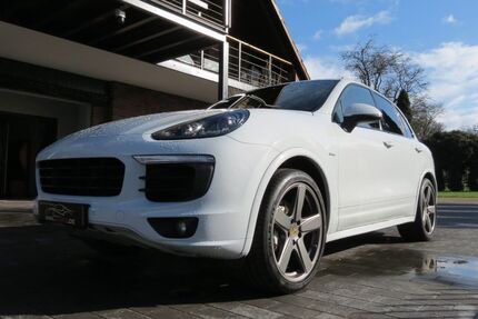Porsche Cayenne 185.000 km 33.890 &euro; Wagenfeld 49419