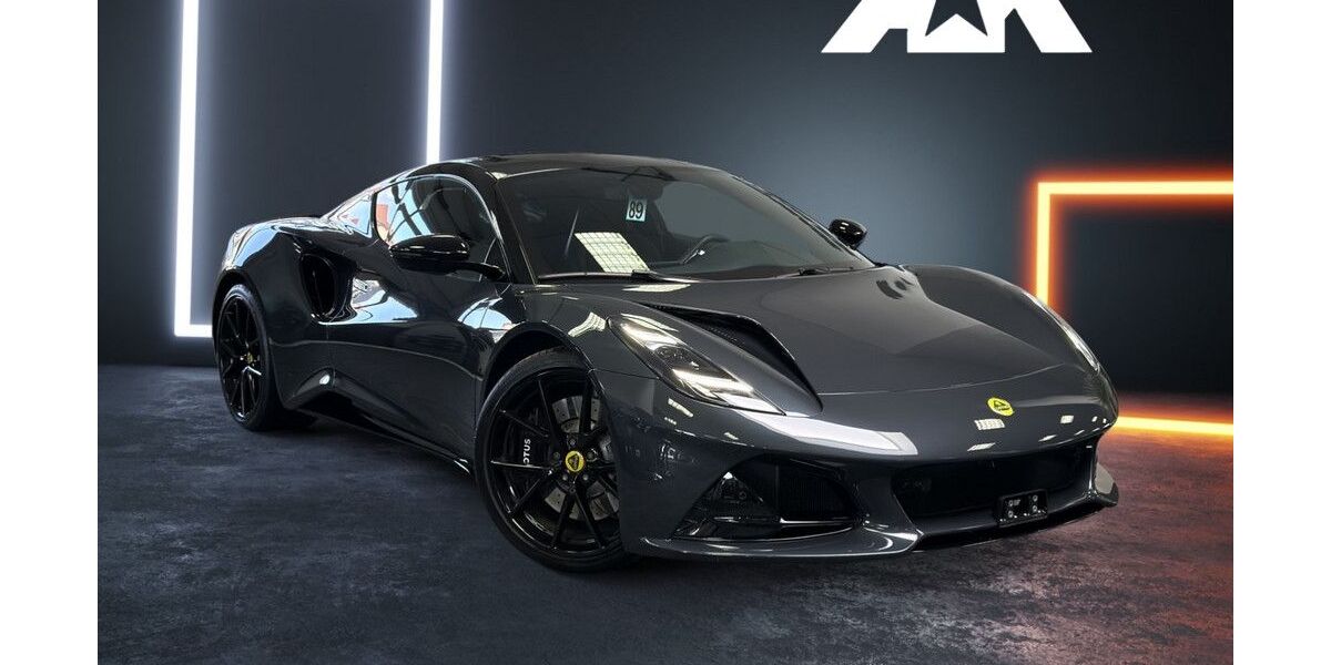 Lotus Emira 3.376 km 89.990 &euro; Potsdam 14469