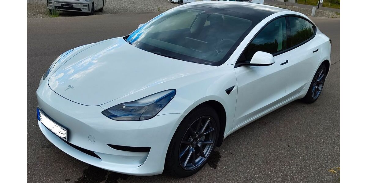 Tesla Model 3 58.000 km 26.900 &euro; Baindt 88255