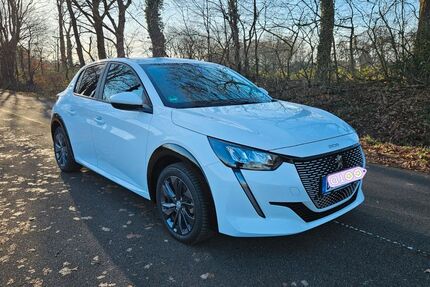 Peugeot 208 42.000 km 14.990 &euro; Bielefeld 33659