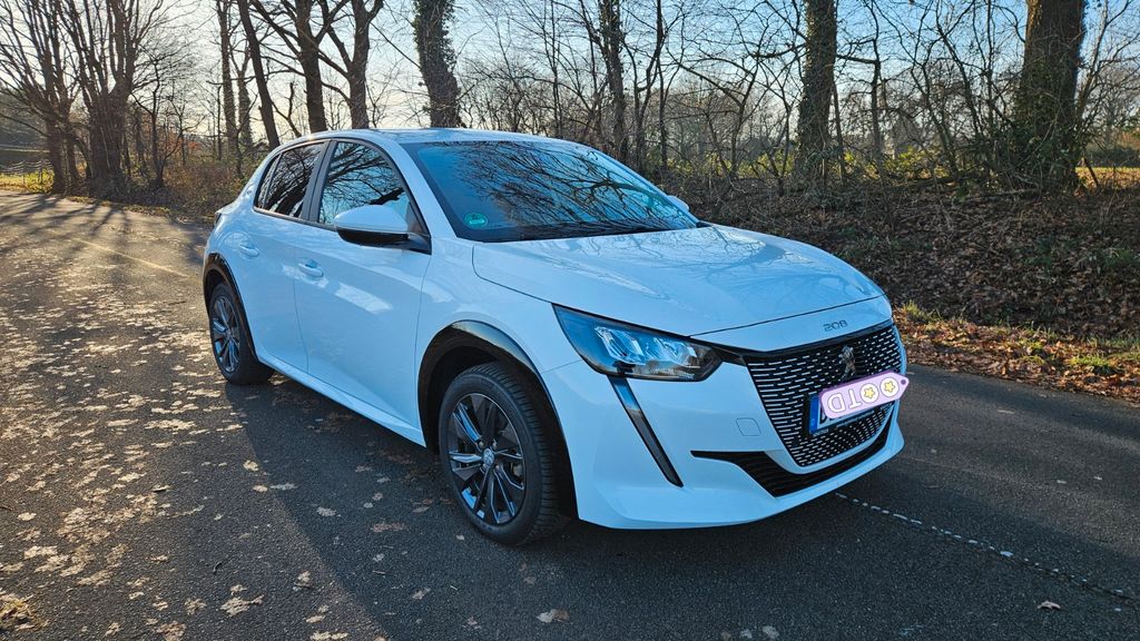 Peugeot 208 42.000 km 14.990 &euro; Bielefeld 33659