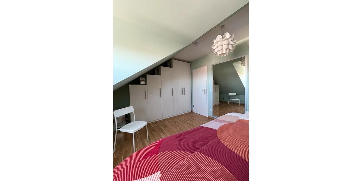Dachgeschoßwohnung Bielefeld Stieghorst - 2 Zimmer, 61 m&sup2;, 199.000&euro; | Angebot:27038022
