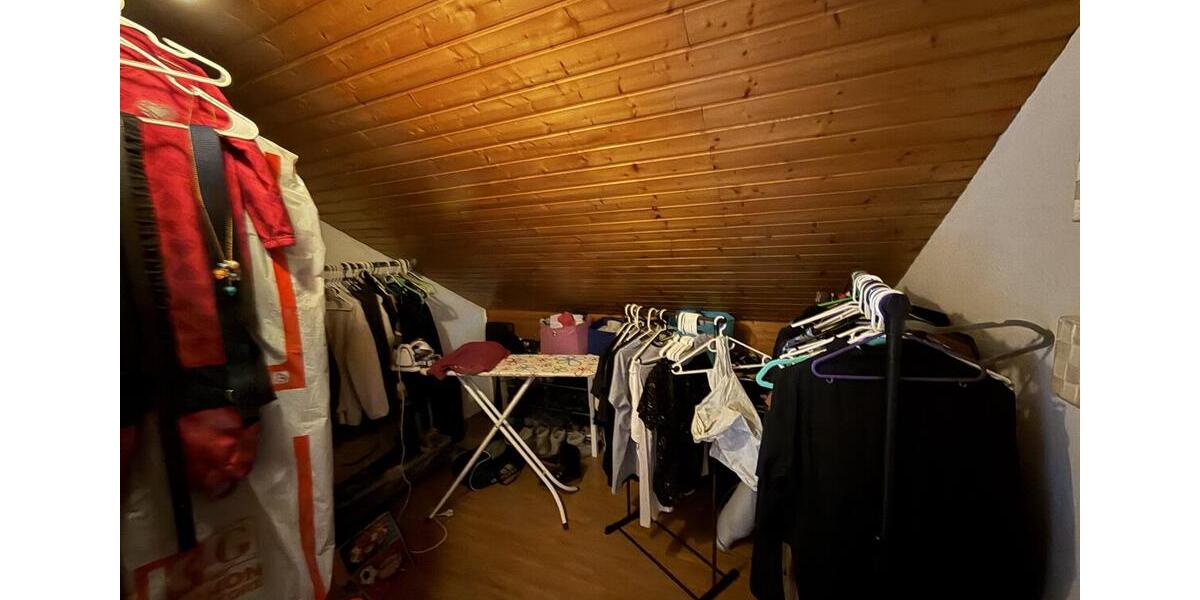 Reihenhaus Schwäbisch Hall - 6.5 Zimmer, 140 m&sup2;, 1.200&euro; | Angebot:26451380