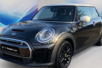 Mini Cooper SE 19.361 km 19.990 &euro; Oldenburg 26125