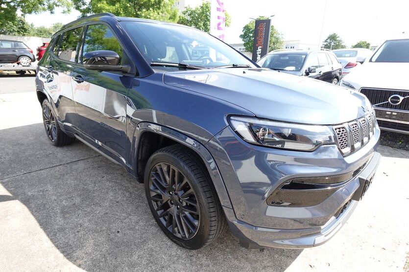 Jeep Compass 115.000 km 16.990 € Mainaschaff 63814