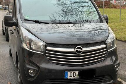 Opel Vivaro 205.800 km 10.400 &euro; Dresden 01257