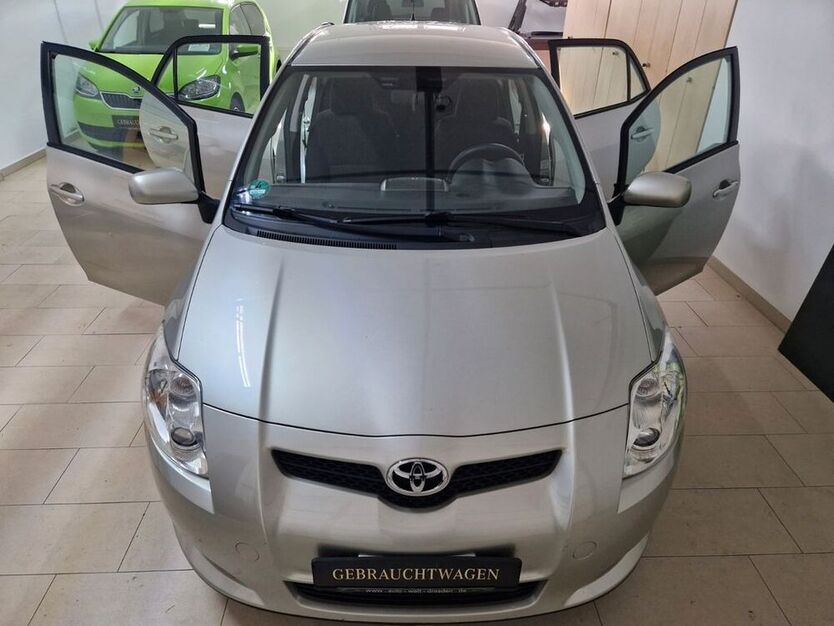 Auris
