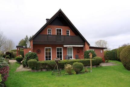 Haus Blekendorf - 5 Zimmer, 178 m&sup2;, 1.500&euro; | Angebot:25591108