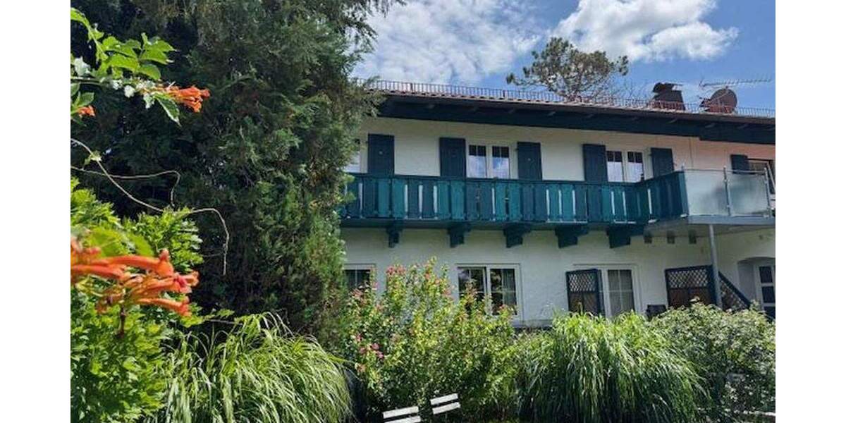 Ruhige 5 Zi-Whg. in Berg mit Balkon, renoviert 5 zimmer