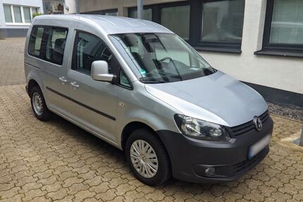 VW Caddy 212.000 km 5.999 &euro; Köln 50676