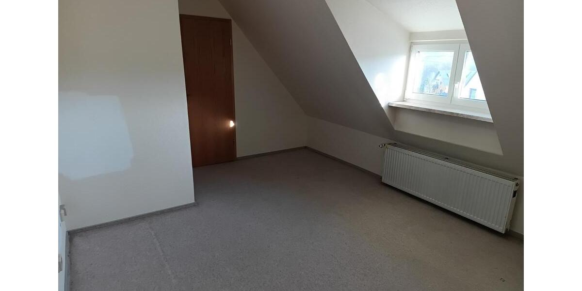 Reihenhaus Wildenfels - 7 Zimmer, 120 m&sup2;, 228.000&euro; | Angebot:24591113