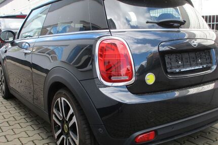 Mini Cooper SE 25.000 km 19.290 &euro; Neuwied 56564