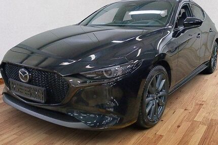 Mazda 3 10.331 km 25.890 &euro; Magdeburg 39120