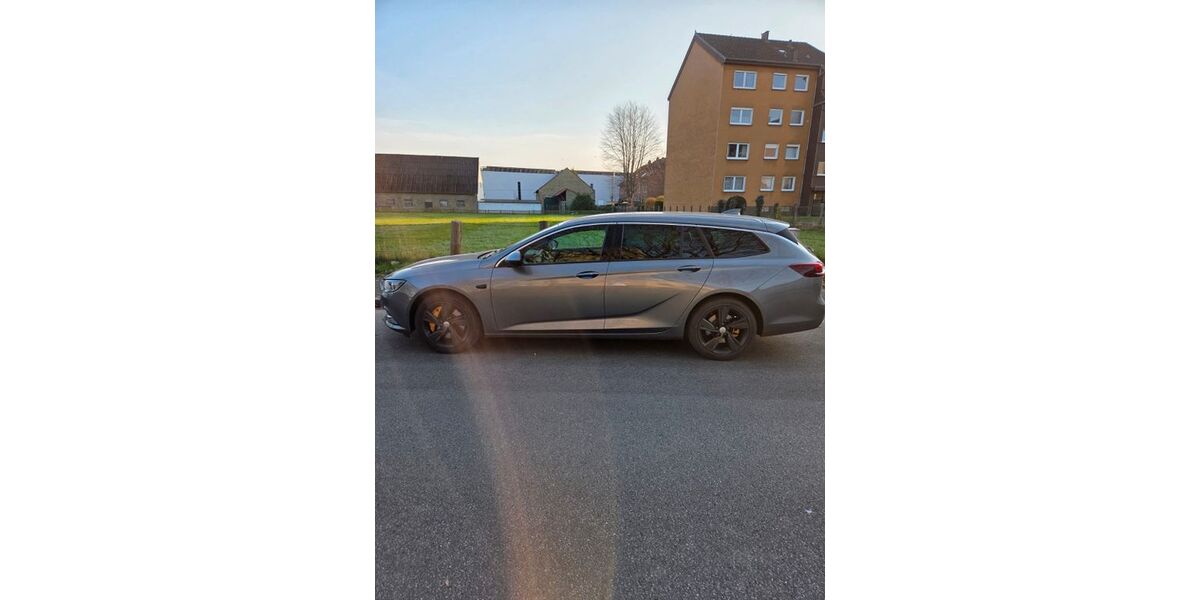 Opel Insignia 106.200 km 20.350 &euro; Werl 59457