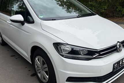 VW Touran 63.450 km 17.900 &euro; Mayen 56727