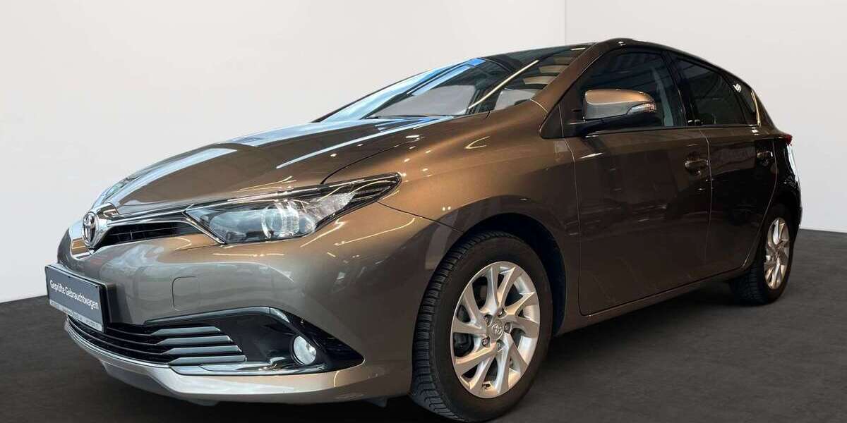 Toyota Auris 92.100 km 11.270 &euro; Überlingen 88662