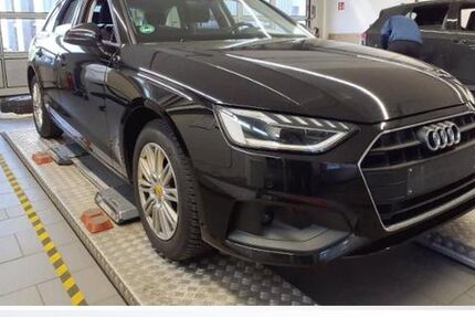 Audi A4 93.900 km 21.680 &euro; Nürnberg 90411
